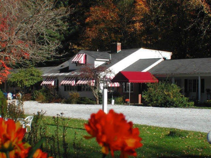 1896 House Country - Barnside Mini-hôtel Williamstown